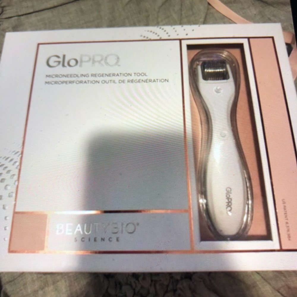 Glo Pro Micro needling Device NWOT